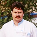 Гатин Вадим Раисович - заместитель главного врача по хирургии, врач-нейрохирург-вертебролог высшей категории